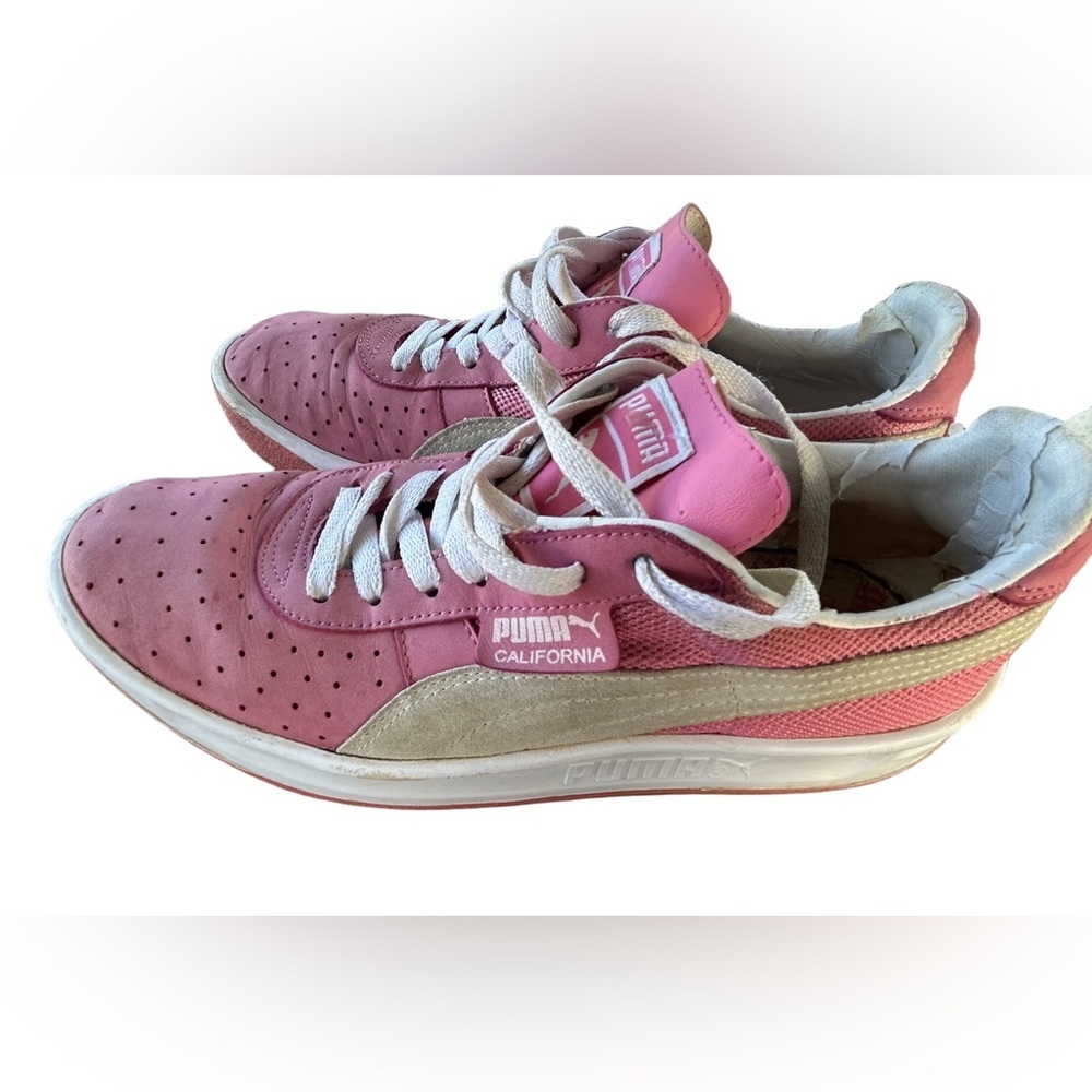 Puma California Women's Pink and Tan Sneakers